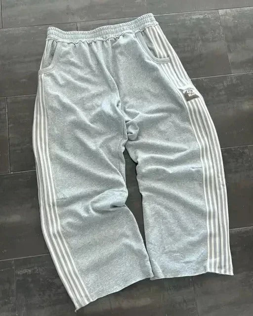 strait lines Joggers
